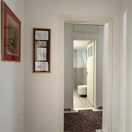 Jackals Διαμέρισμα