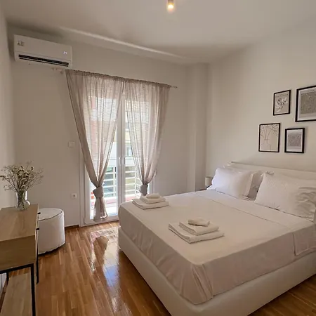 Διαμέρισμα Jackals